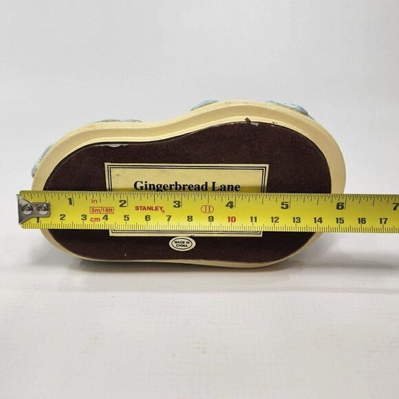 Hummel "Gingerbread Lane" 5.5" Goebel Hummel "Limited Edition" #1040 - Picture 6 of 8